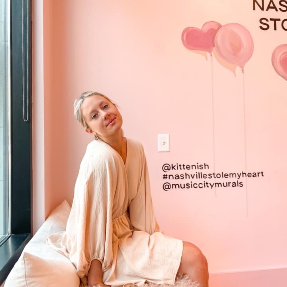 Meet your Posher, Ashley